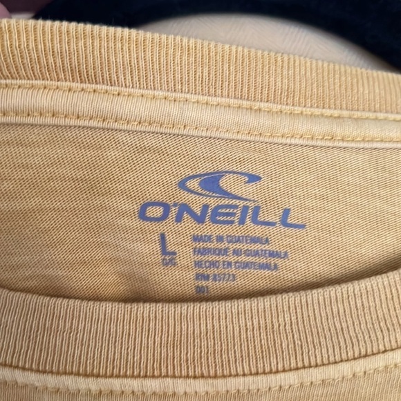 O’Neill Long Sleeve Tee Shirt, Length 23.5, PTP 21”, 💯 Cotton, Mustard Yellow - Picture 5 of 6